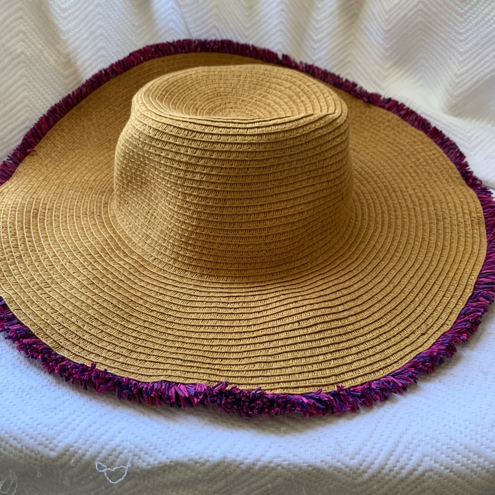 Sun hat! 👒😍